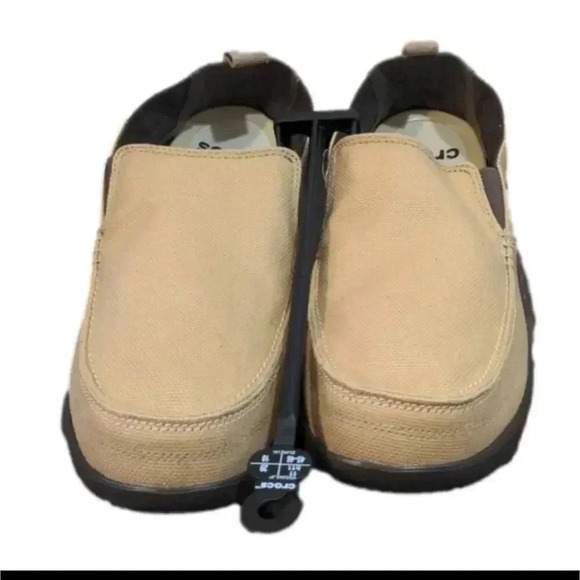 Crocs Men's Walu Slip on Casual Loafer - Picture 1 of 10